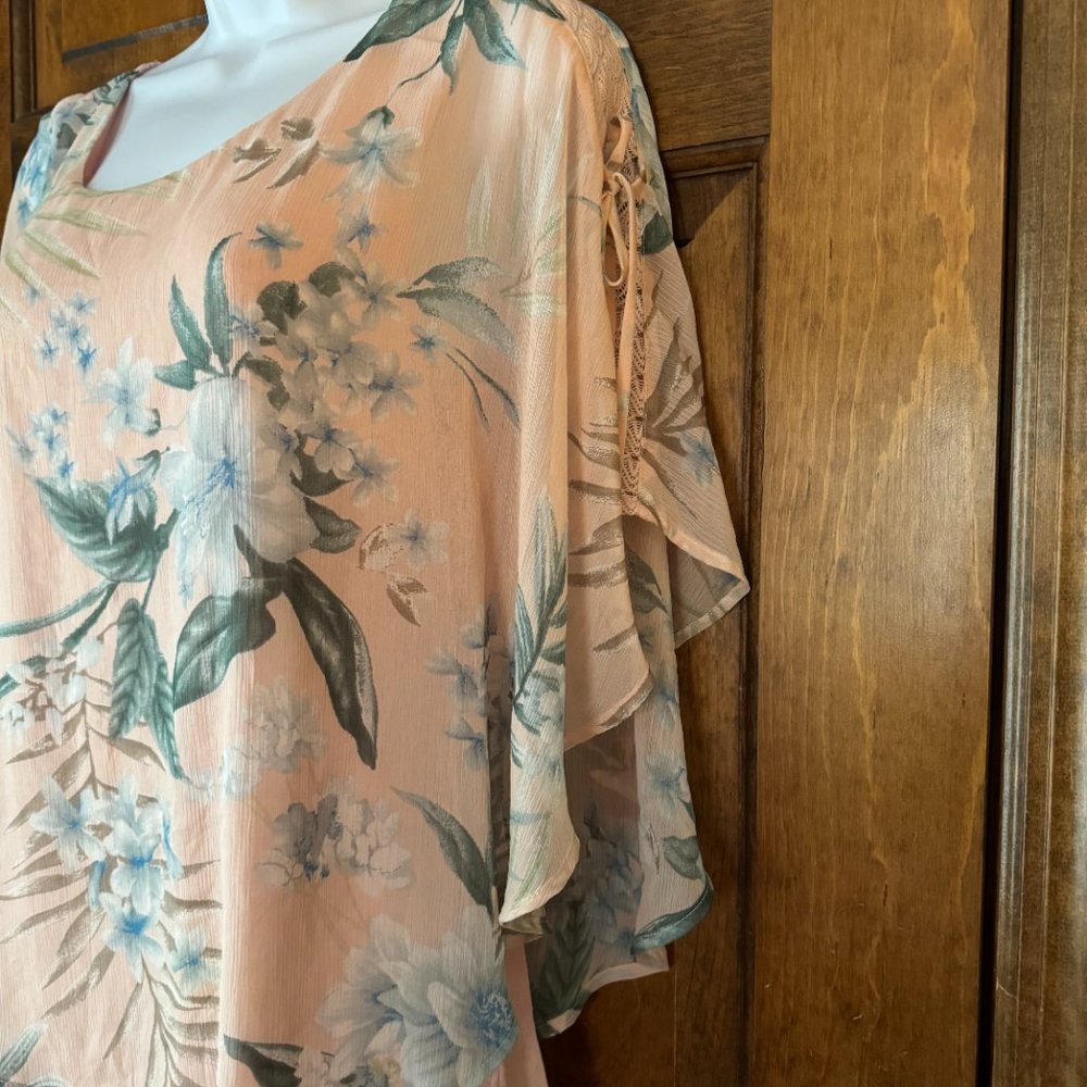 AGB Peach w/Flowers & Leaves Chiffon Overlay w/Attached Tank Medium - Picture 5 of 12